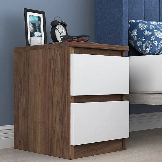 ���� ���� 2 ������ ��� 1982 ���� Twins Design